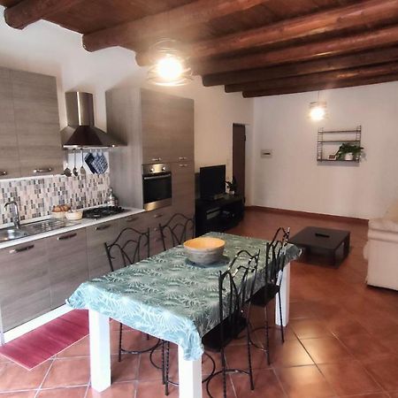 Vicolo Del Vento Casa Ponente Apartman Palermo Kültér fotó