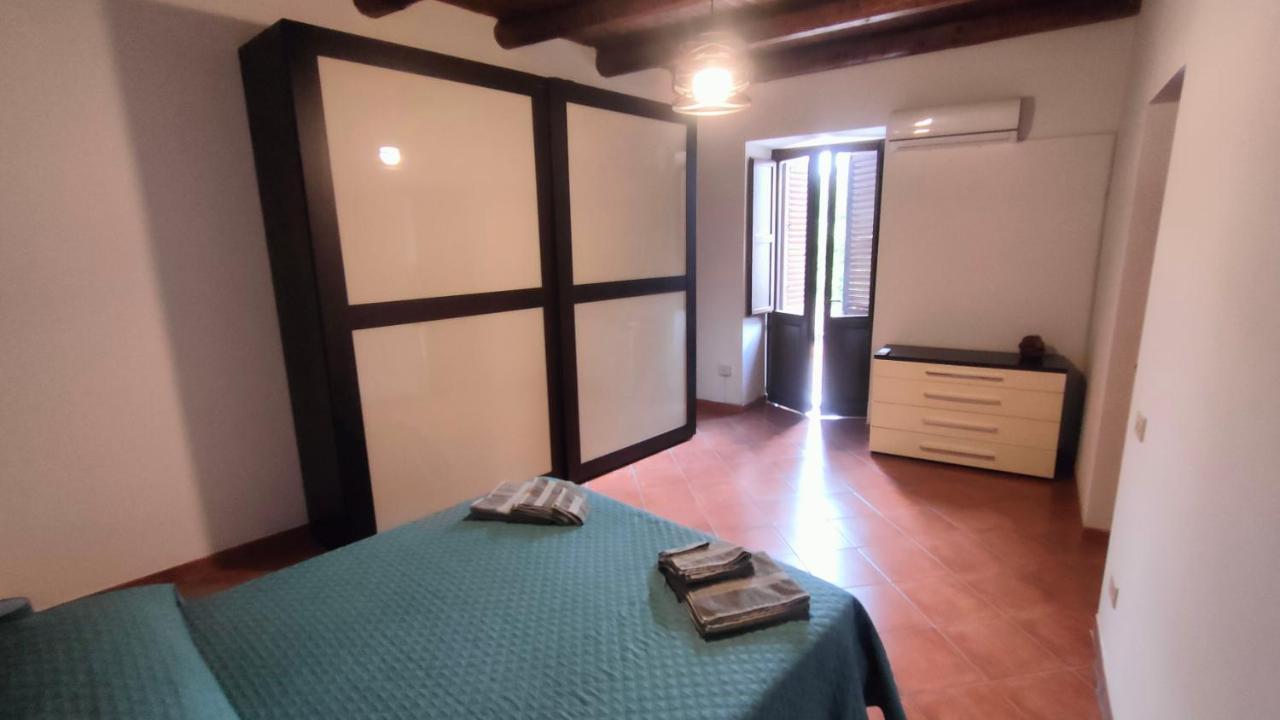 Vicolo Del Vento Casa Ponente Apartman Palermo Kültér fotó